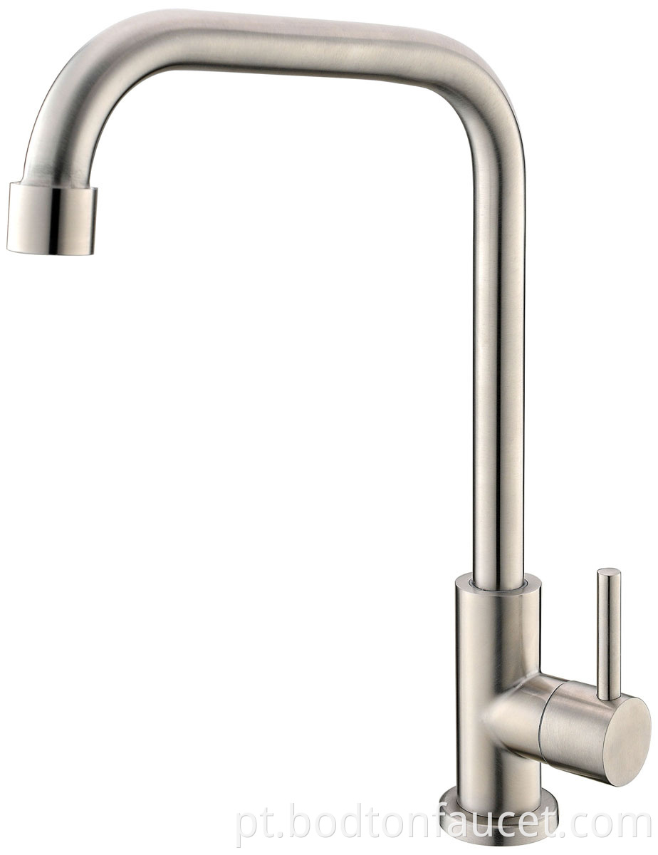 Stainless steel kitchen faucet with single valve